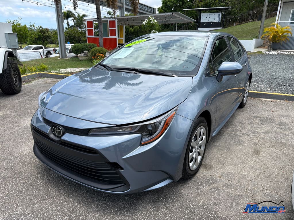 2025 Toyota Corolla LE CVT's photo