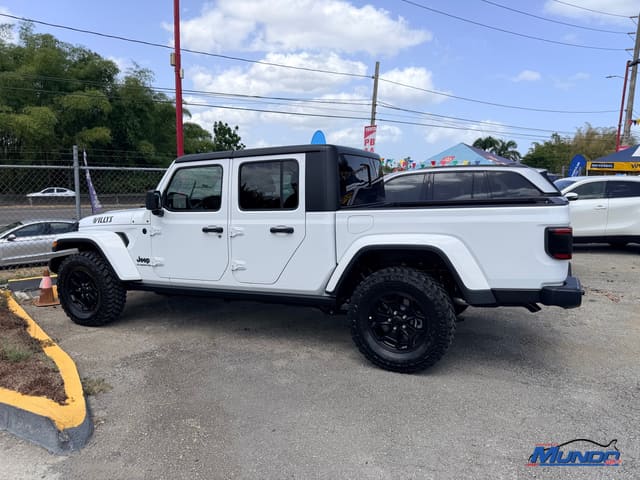 2022 Jeep Gladiator Willys