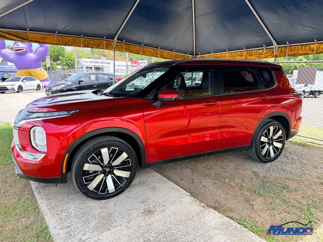 2025 Mitsubishi Outlander SE