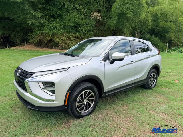 2025 Mitsubishi ECLIPSE CROSS ES