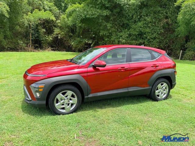 2025 Hyundai Kona SE