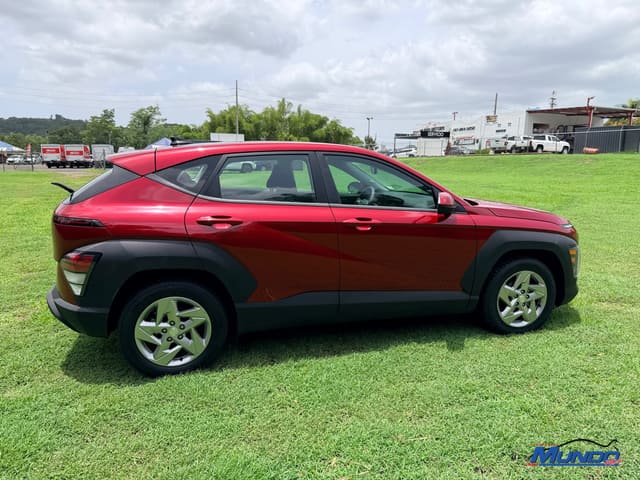 2025 Hyundai Kona SE