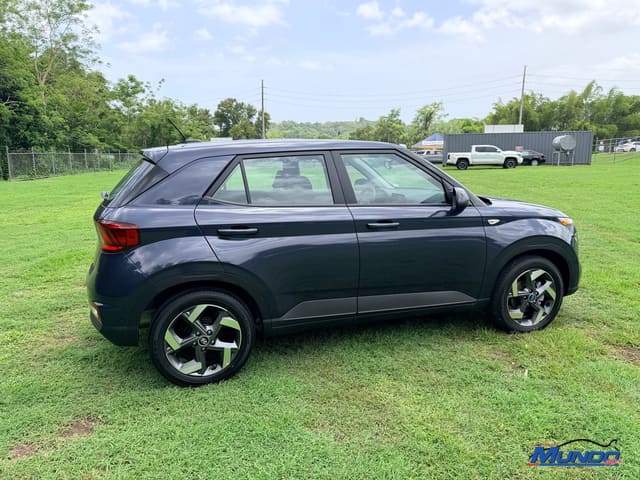 2026 Hyundai Venue SE