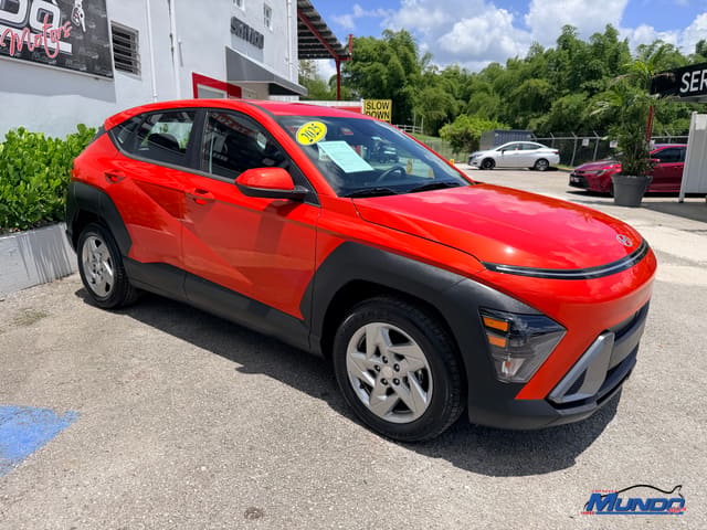2025 Hyundai Kona SE
