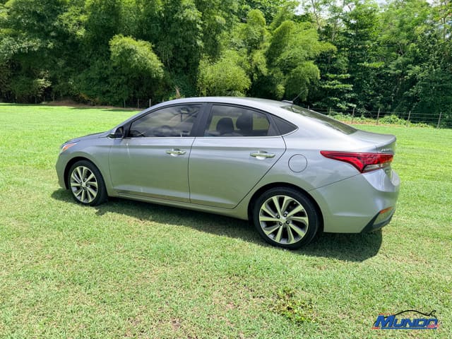 2021 Hyundai Accent SE