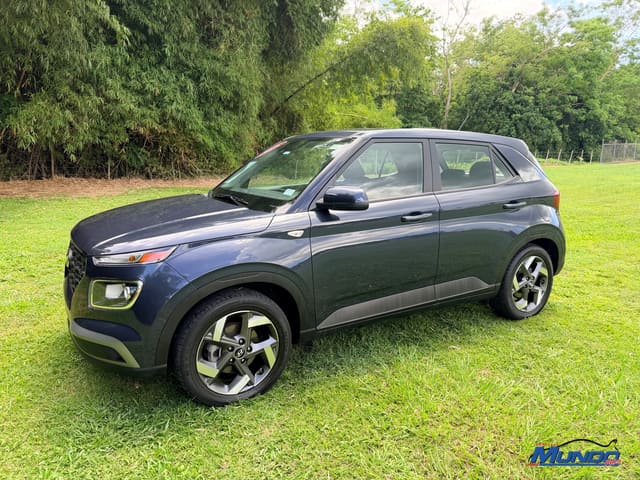 2025 Hyundai Venue SE