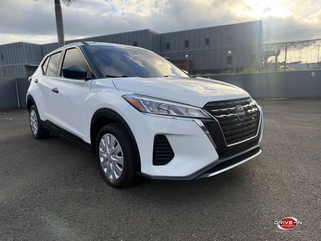 2023 Nissan Kicks S