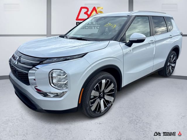 Mitsubishi Outlander SE 2026