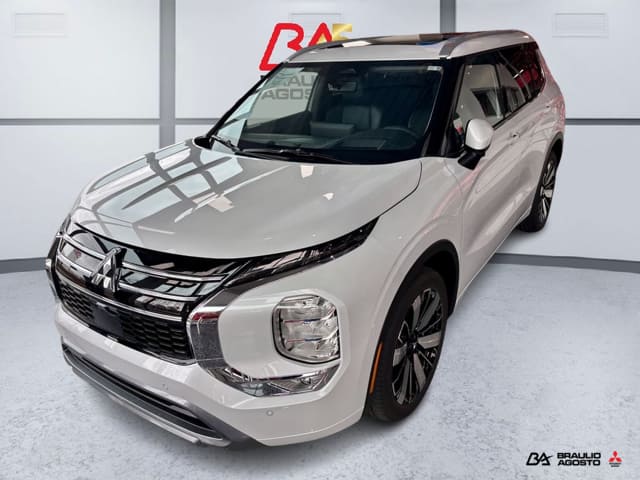 Mitsubishi Outlander SEL 2026