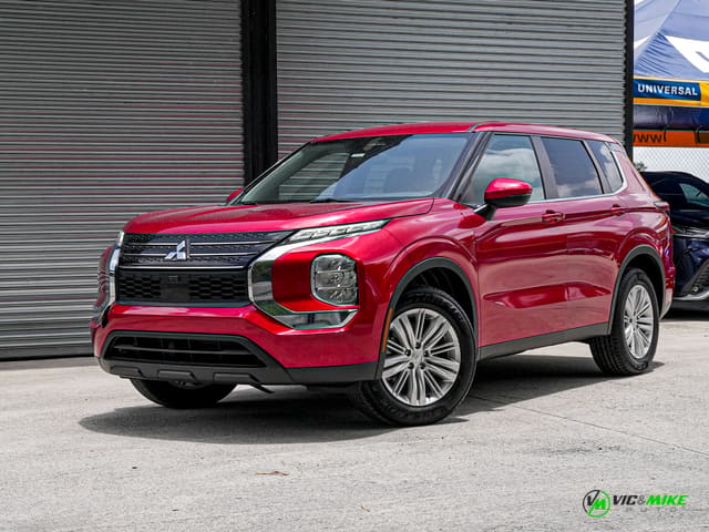 2024 Mitsubishi Outlander ES 4dr SUV (2.5L 4cyl CVT)