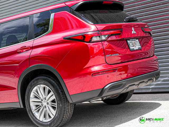 2024 Mitsubishi Outlander ES 4dr SUV (2.5L 4cyl CVT)
