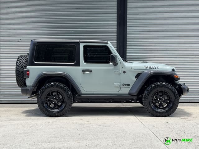 2024 Jeep Wrangler Willys 2dr SUV 4WD (3.6L 6cyl )