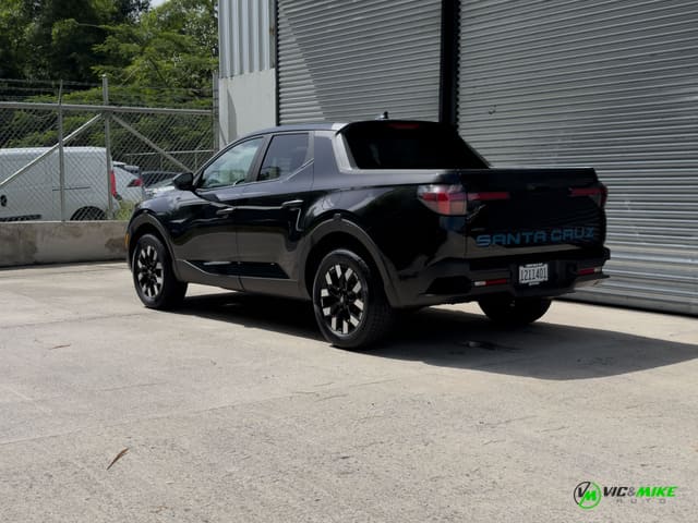 2025 Hyundai Santa Cruz SE 4dr Crew Cab AWD SB (2.5L 4cyl 8A)
