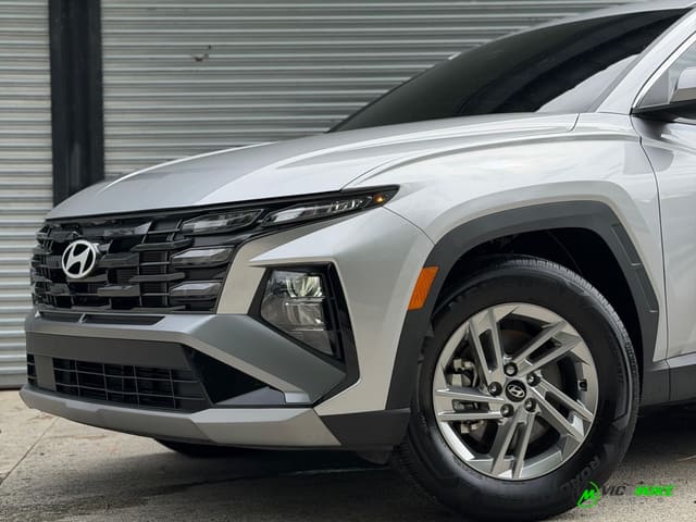 2025 Hyundai Tucson SE 4dr SUV (2.5L 4cyl 8A)
