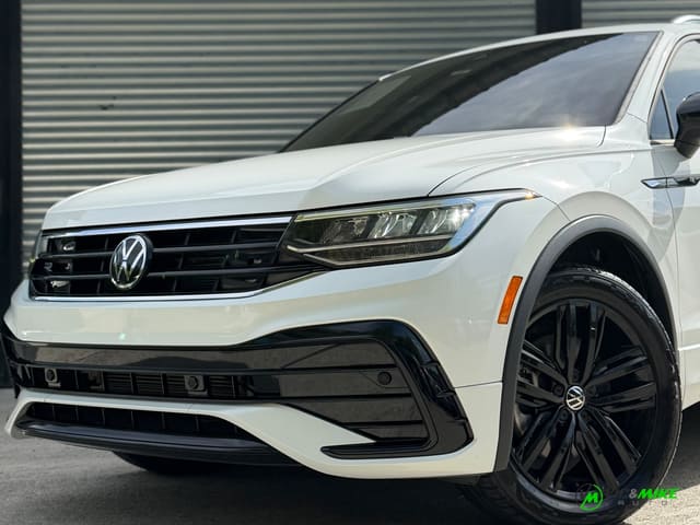 2022 Volkswagen Tiguan SE R-Line Black 4dr SUV (2.0L 4cyl Turbo 8A)