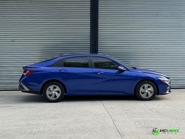 2025 Hyundai Elantra SE 4dr Sedan (2.0L 4cyl CVT)