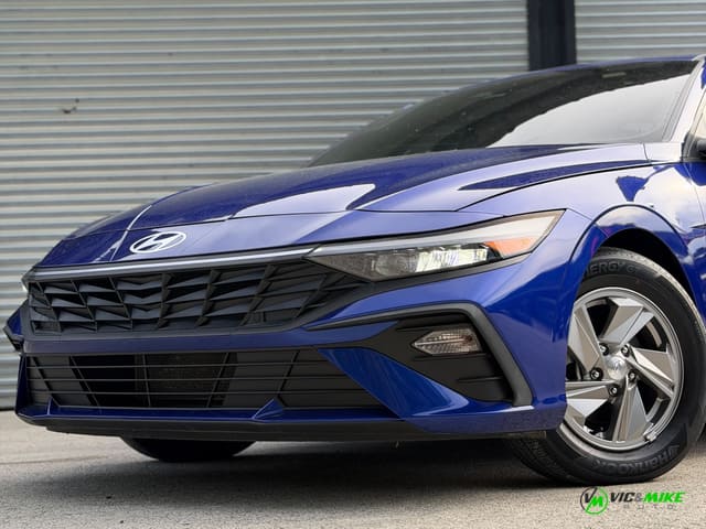 2025 Hyundai Elantra SE 4dr Sedan (2.0L 4cyl CVT)