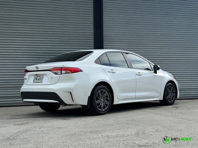 2022 Toyota Corolla LE 4dr Sedan (1.8L 4cyl CVT)