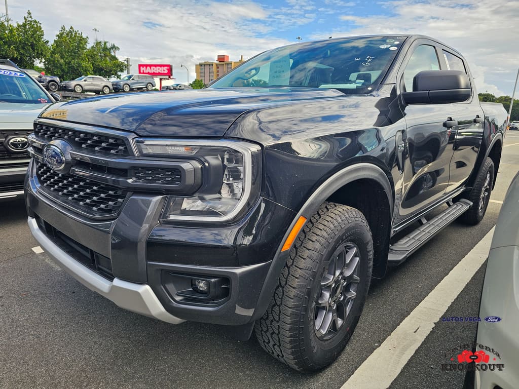 2025 Ford Ranger XLT 4x4 SuperCrew 5' Box's photo