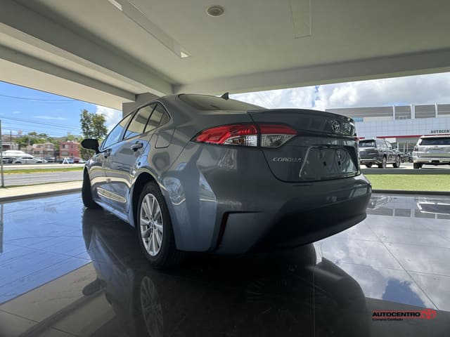 Toyota Crown 9 image