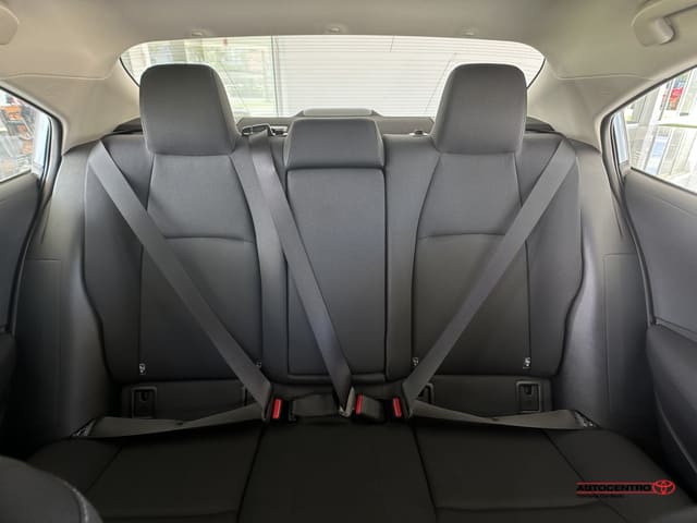 Toyota Crown 10 image