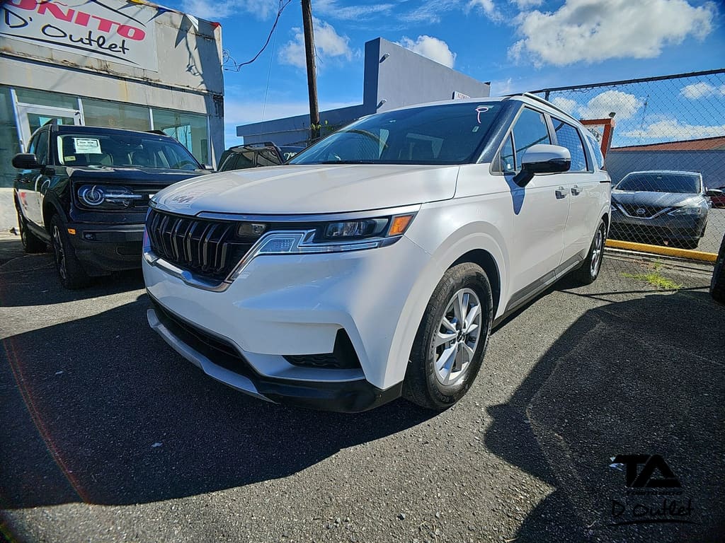 2022 Kia Sedona's photo
