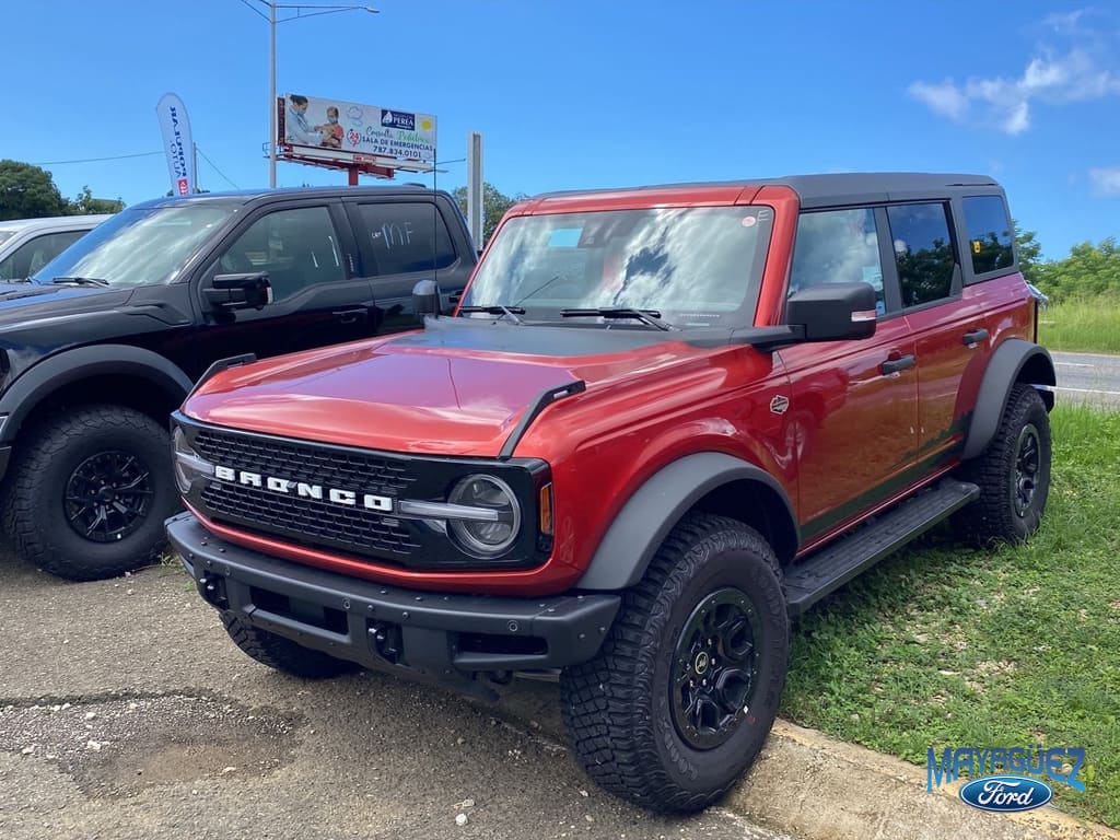 2023 Ford Bronco Base Advanced 4x4's photo