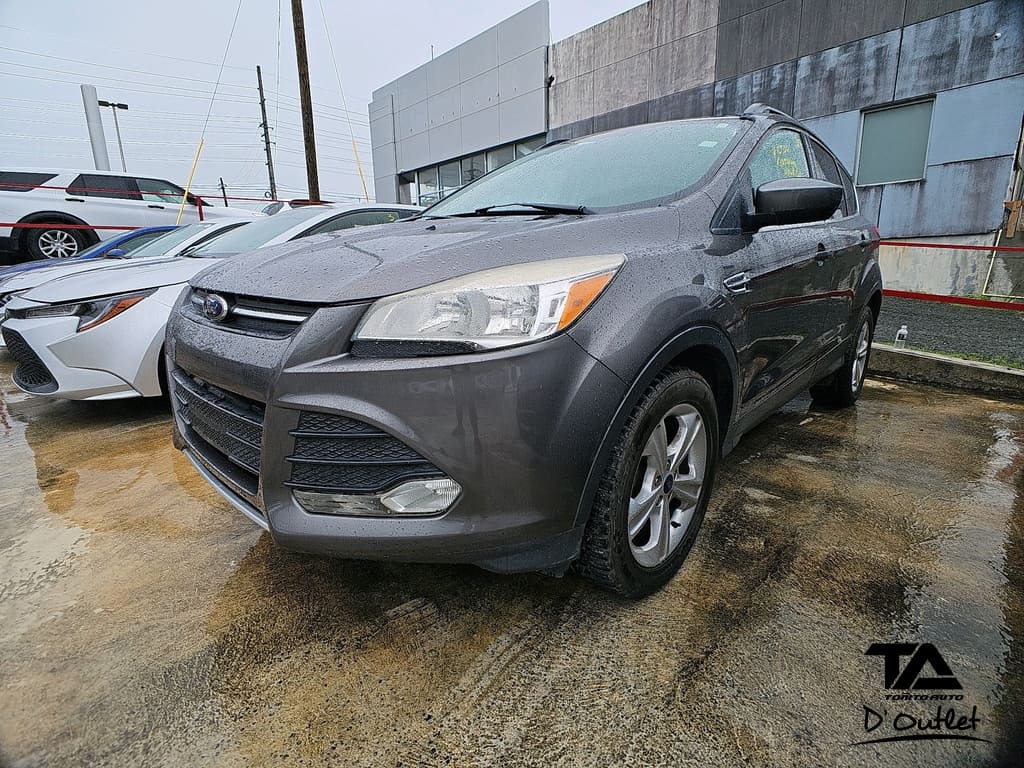 2013 Ford Escape SE's photo