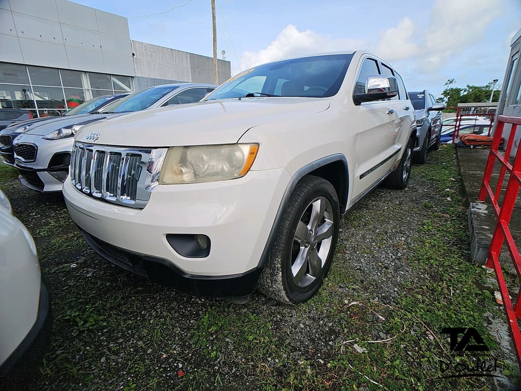 2011 Jeep Grand Cherokee Limited's photo