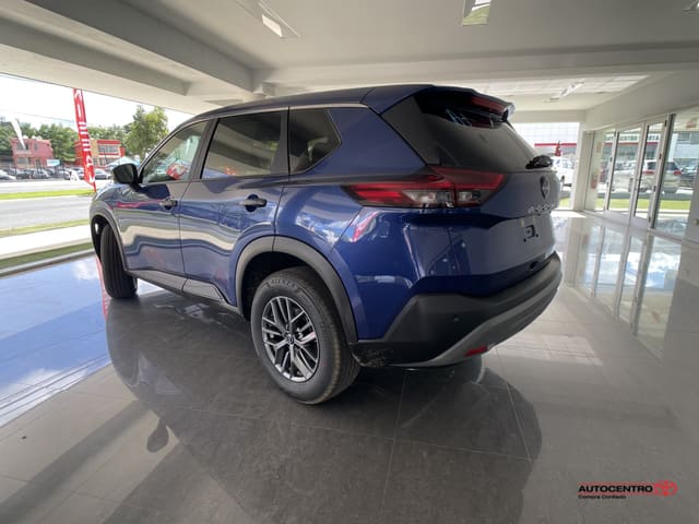 Toyota Crown 19 image