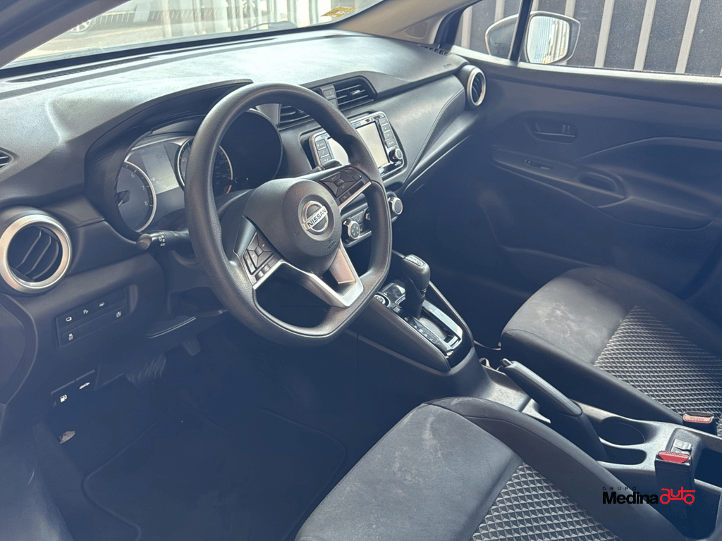 2021 Nissan Versa Sedan S - Photo 4