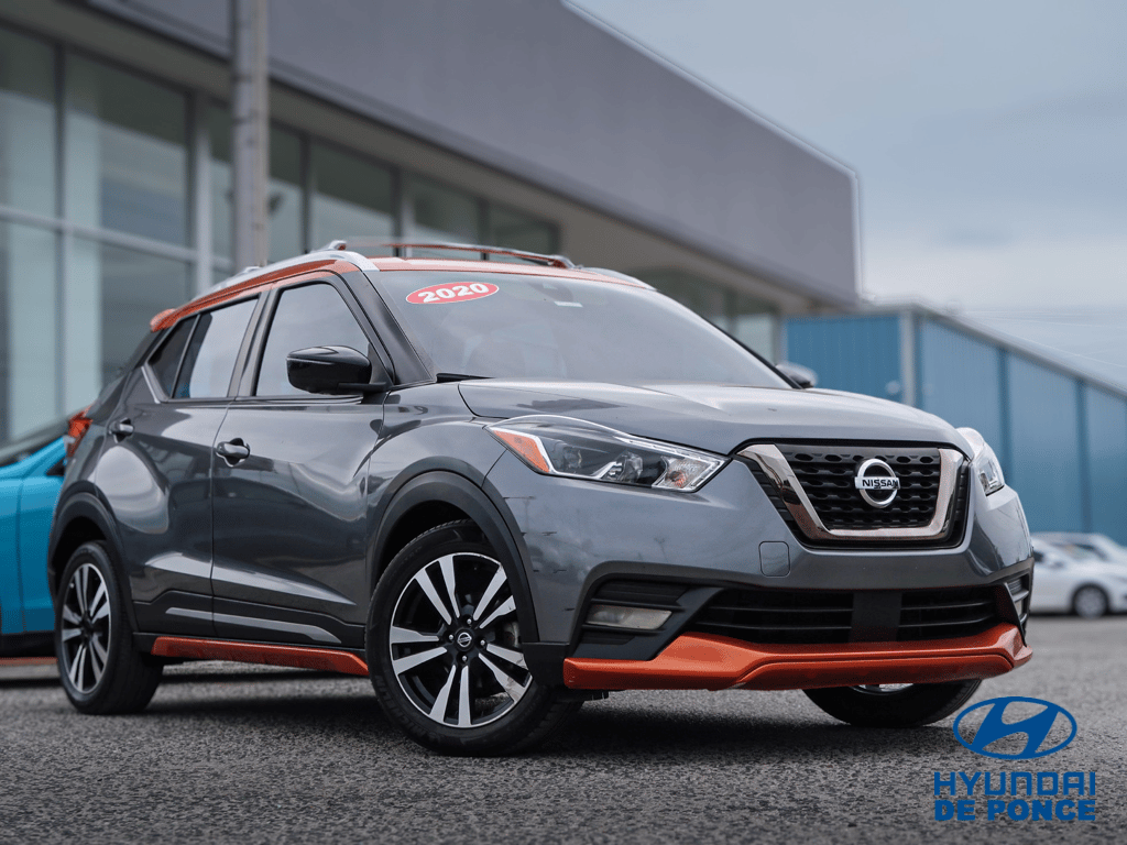 2020 Nissan Kicks SR's photo