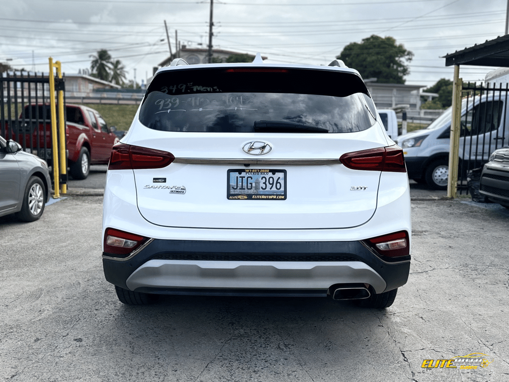 2020 Hyundai Santa Fe Limited - Photo 11