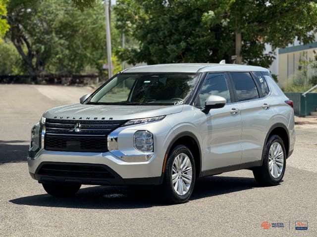 2023 Mitsubishi Outlander