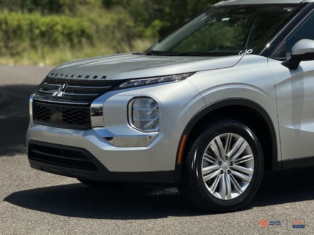 2023 Mitsubishi Outlander