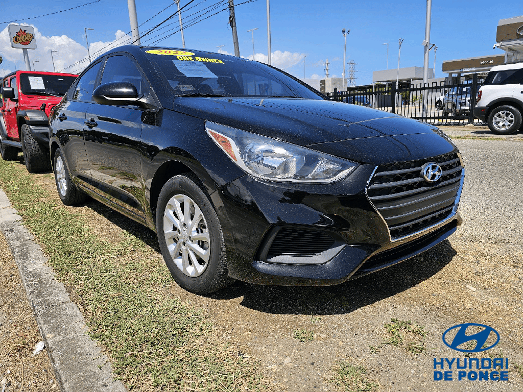 2022 Hyundai Accent's photo