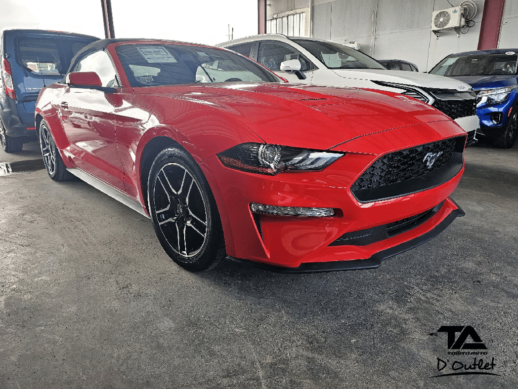 2022 Ford Mustang's photo