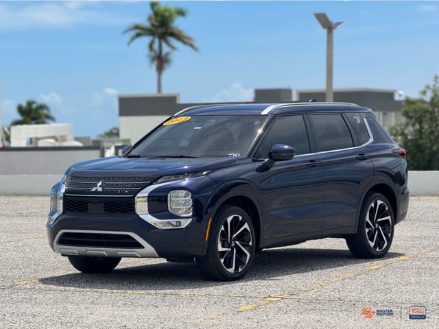2023 Mitsubishi Outlander SE