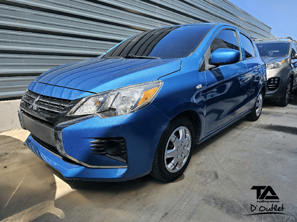 2021 Mitsubishi Mirage ES's photo