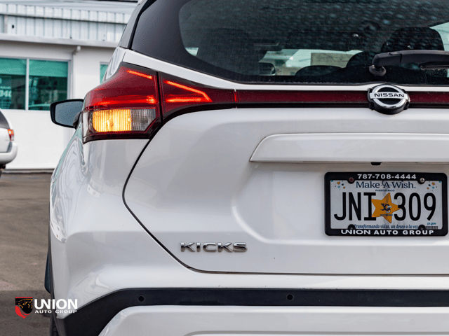2021 Nissan Kicks S