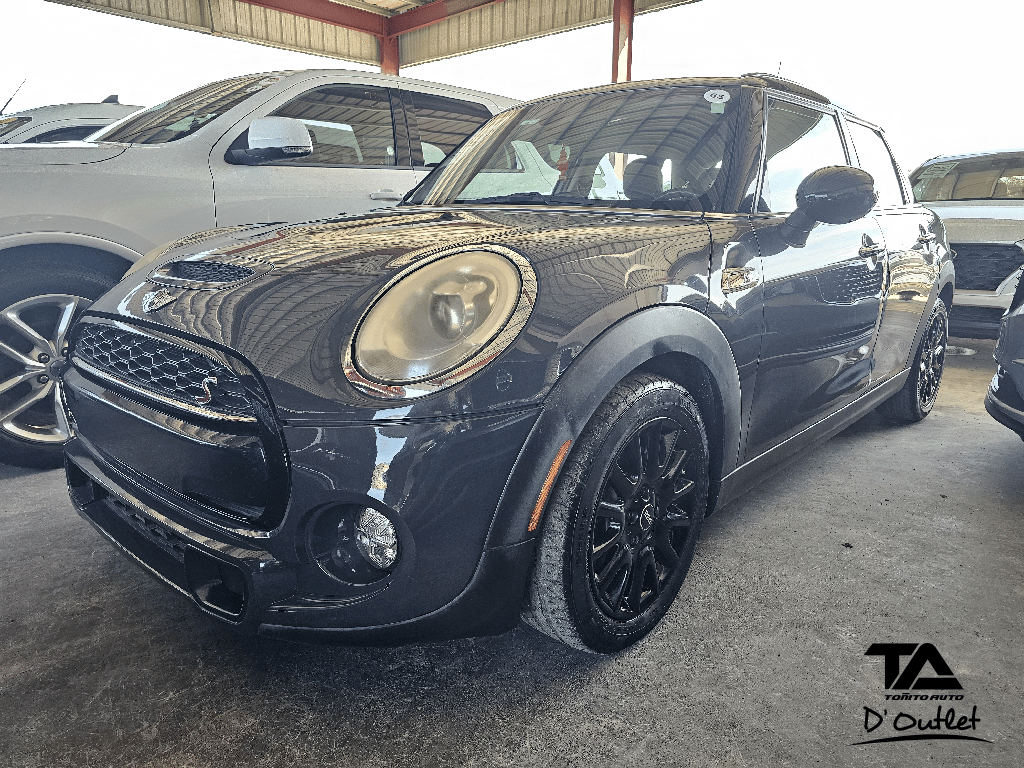 2017 MINI Cooper S's photo