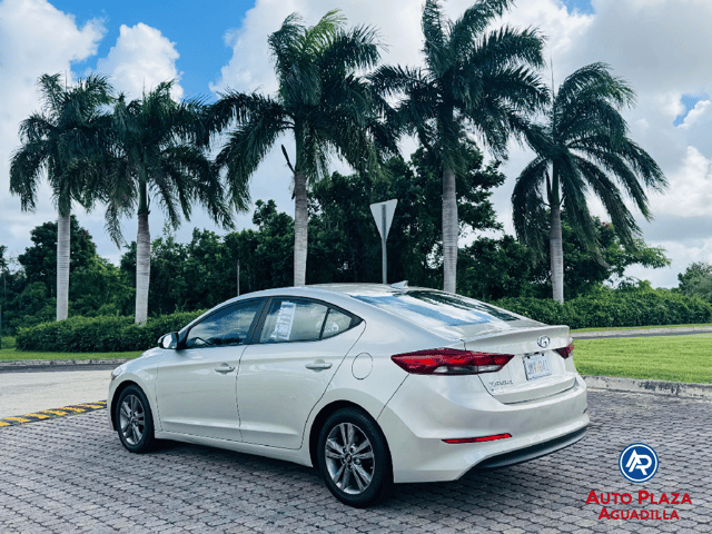 Hyundai Elantra 2018