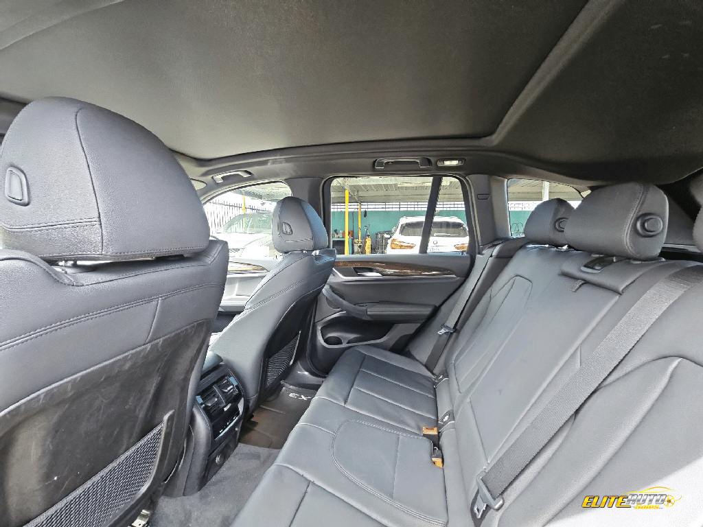 2019 BMW X3 30i - Photo 8