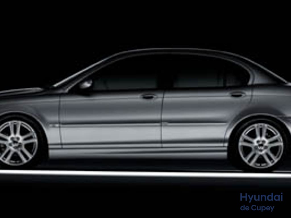 2005 Jaguar X-Type's photo