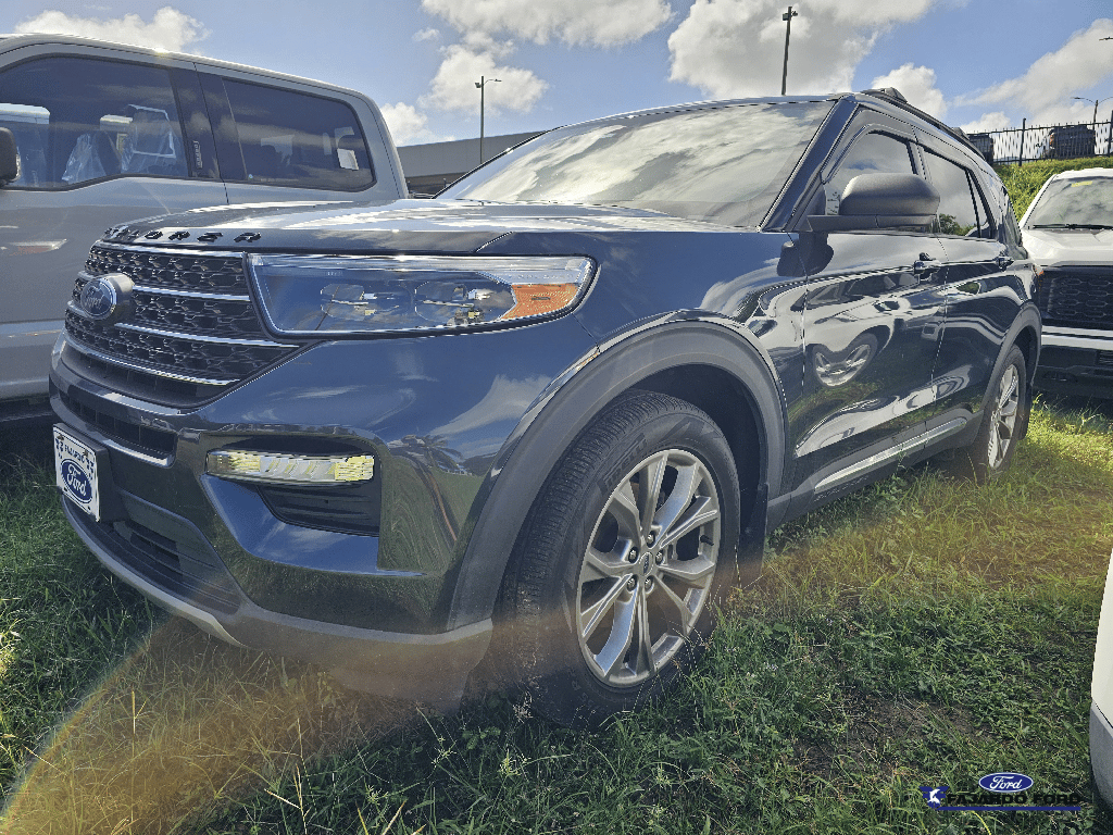 2022 Ford Explorer XLT RWD's photo