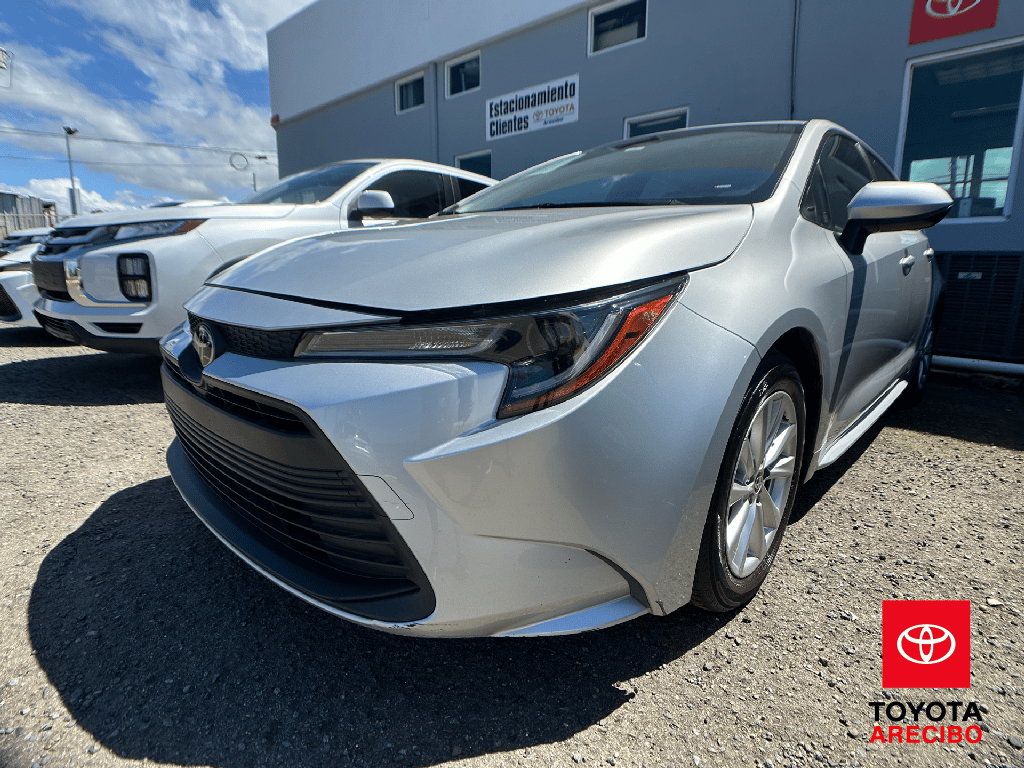 2023 Toyota Corolla LE's photo