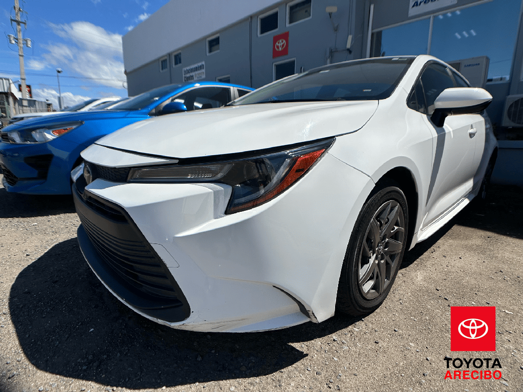 2023 Toyota Corolla LE's photo