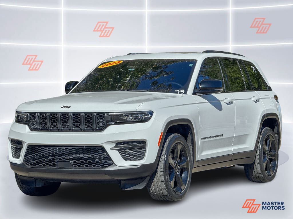 2023 Jeep Grand Cherokee Altitude's photo