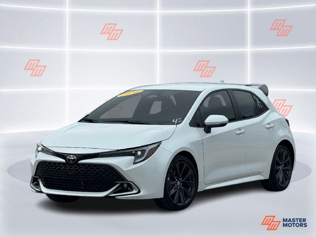 2024 Toyota Corolla Hatchback XSE