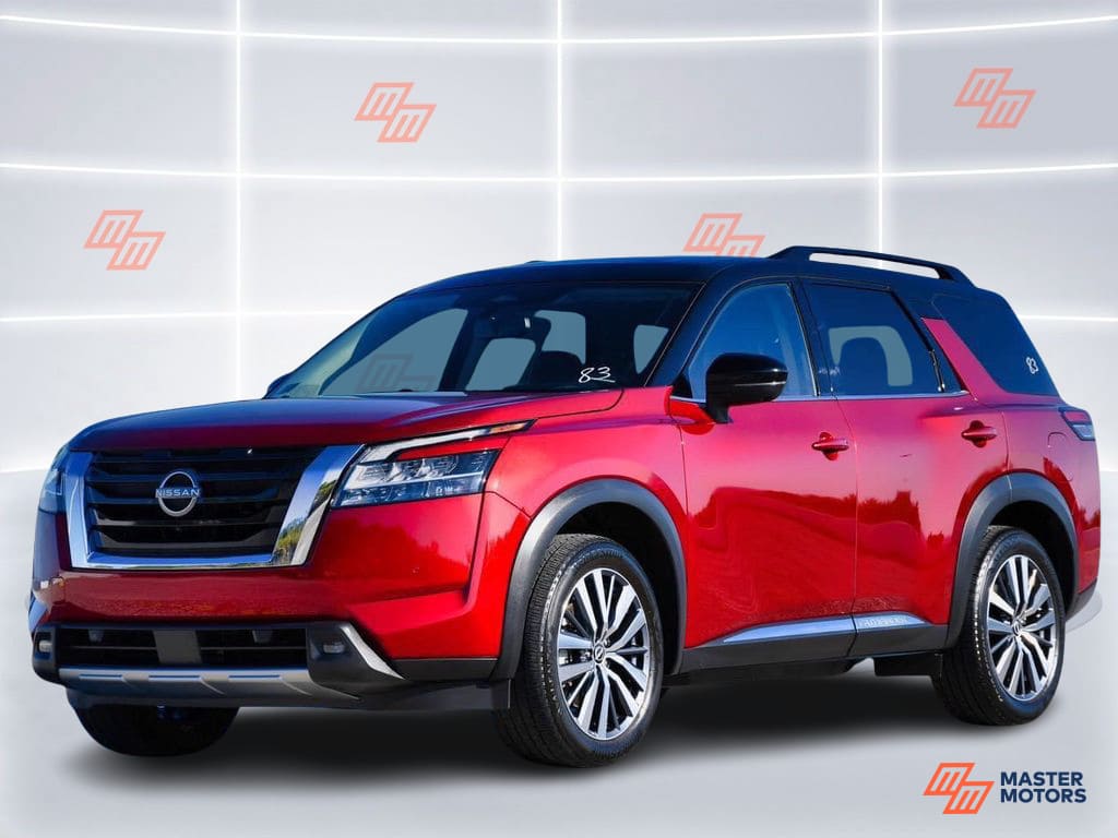 2022 Nissan Pathfinder Platinum 2WD's photo